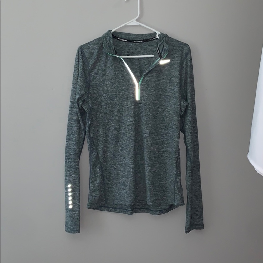 Nike Dri-fit quarter zip up